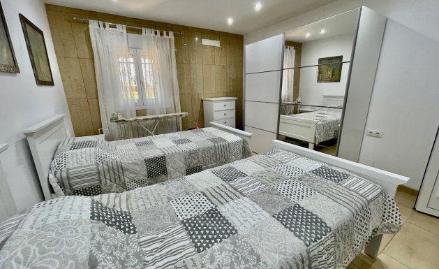 Reventa - Villa - Guardamar del Segura