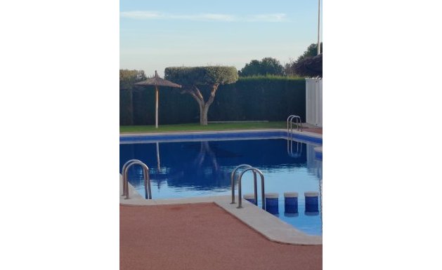 Resale - Villa - Villamartín - Los Dolses