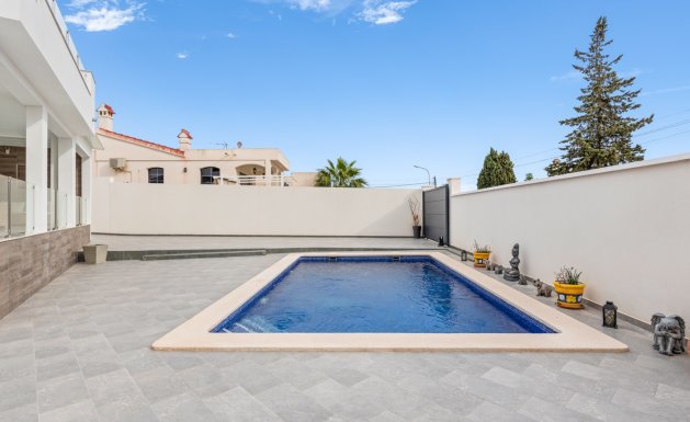 Resale - Villa - Ciudad Quesada - Rojales