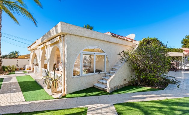 Resale - Villa - Ciudad Quesada - Rojales