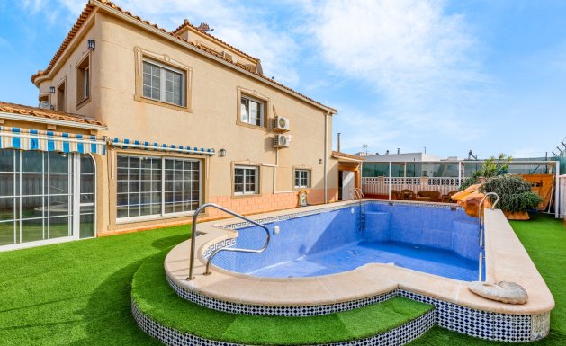 Reventa - Chalet - Torrevieja
