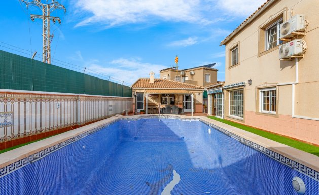 Reventa - Chalet - Torrevieja