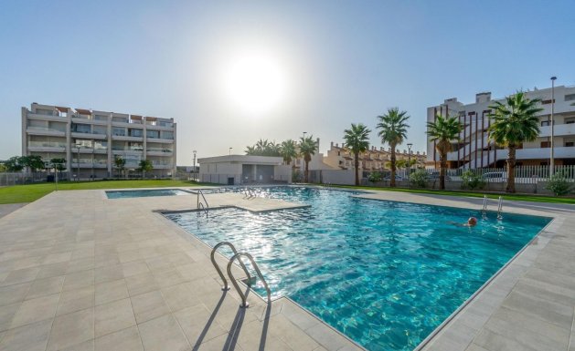 Resale - Apartment - Orihuela Costa - Villamartín