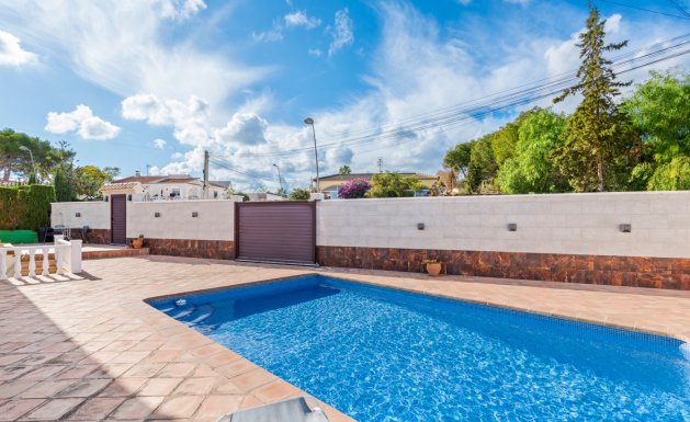 Resale - Villa - Torrevieja - Los Balcones