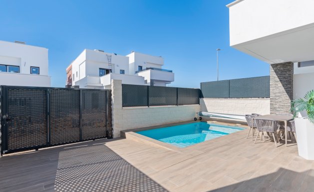 Resale - Villa - Orihuela - Vistabella Golf