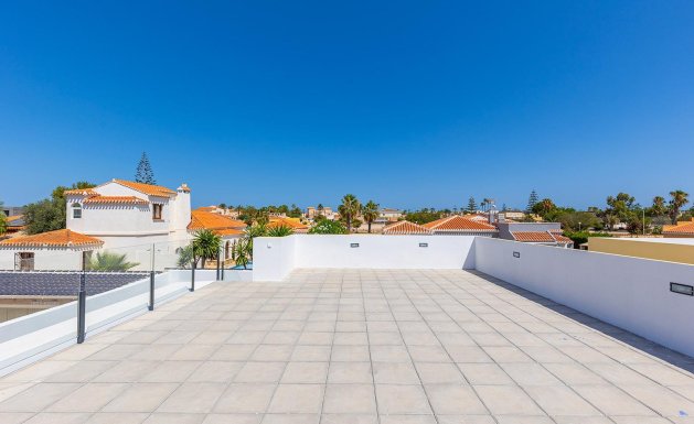 Obra nueva - Villa - Torrevieja - Los Balcones