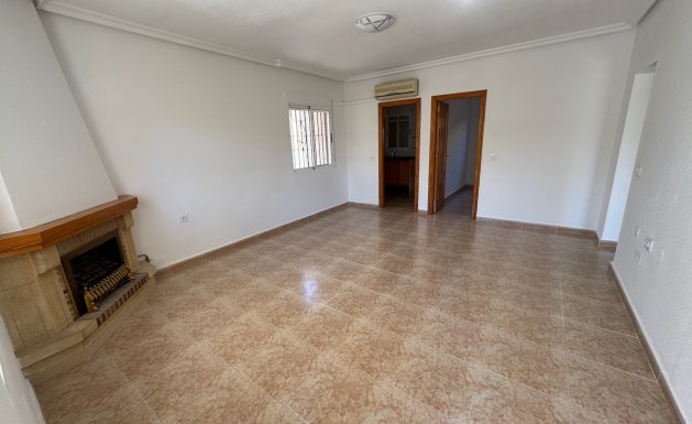 Resale - Villa - Algorfa - Montemar