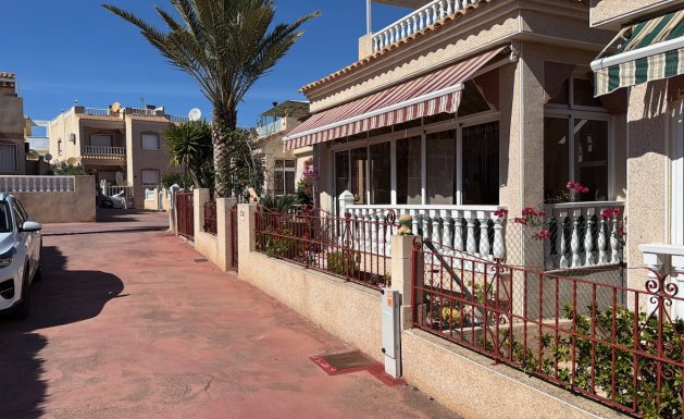 Resale - Villa - Algorfa - Montemar