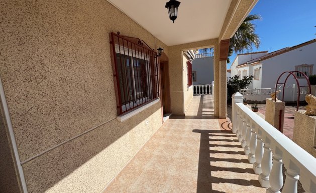 Resale - Villa - Algorfa - Montemar