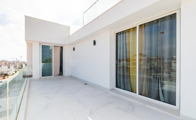 Obra nueva - Villa - Orihuela Costa - PAU 26