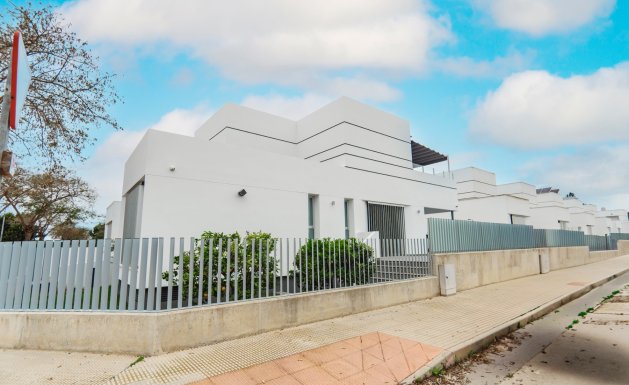 Resale - Semi Detached - Dolores