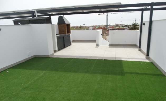 Obra nueva - Chalet - Pilar de la Horadada - pueblo