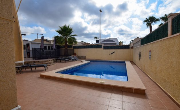 Reventa - Detached House / Villa - Ciudad Quesada - Atalaya (Quesada)