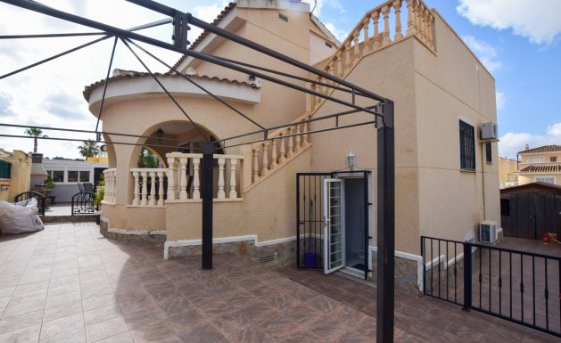 Reventa - Detached House / Villa - Ciudad Quesada - Atalaya (Quesada)