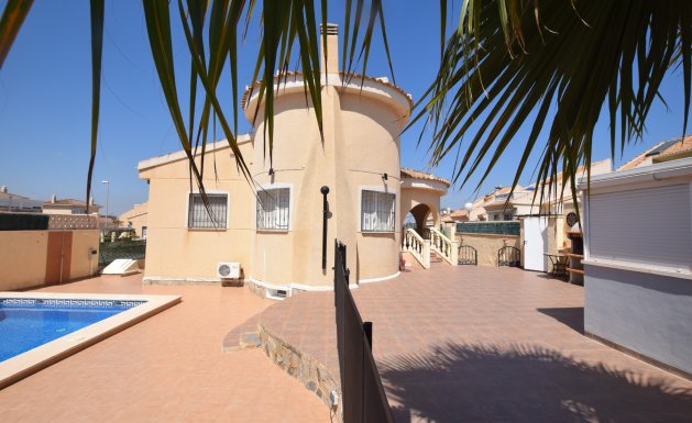 Reventa - Detached House / Villa - Ciudad Quesada - Atalaya (Quesada)