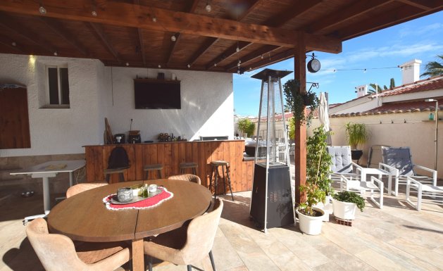 Reventa - Villa - Ciudad Quesada - Central Quesada
