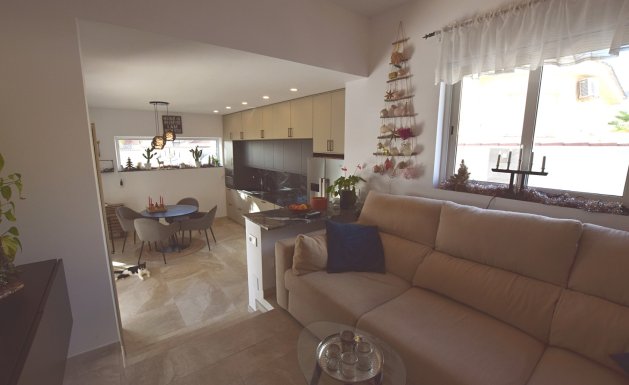 Reventa - Villa - Ciudad Quesada - Central Quesada