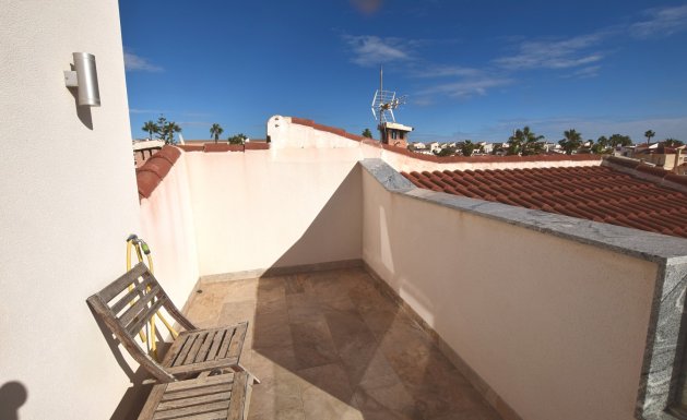 Reventa - Villa - Ciudad Quesada - Central Quesada