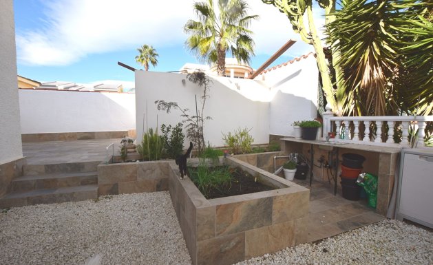 Reventa - Villa - Ciudad Quesada - Central Quesada