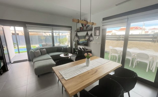 Reventa - Semi Detached - Ciudad Quesada - Pueblo Bravo