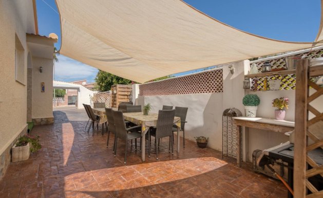 Reventa - Villa - Ciudad Quesada - Central Quesada