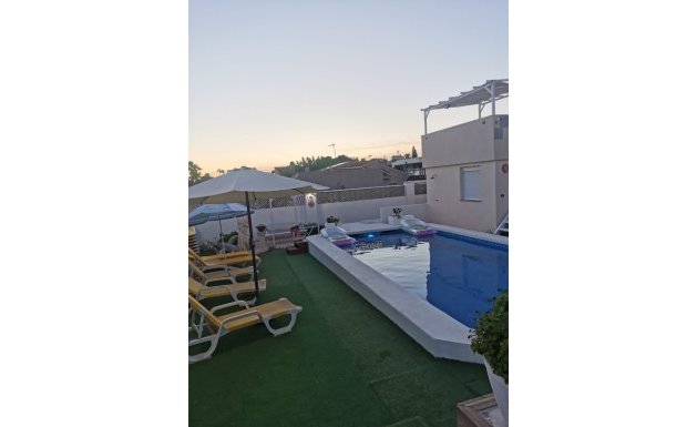 Reventa - Villa - Ciudad Quesada - Central Quesada