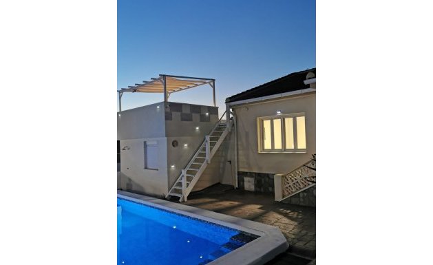Reventa - Villa - Ciudad Quesada - Central Quesada