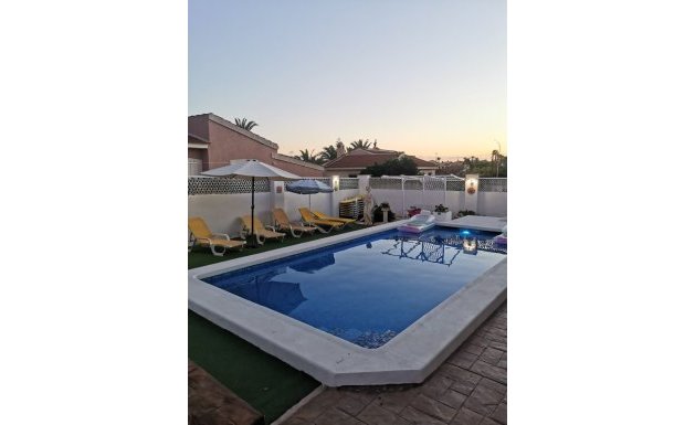 Reventa - Villa - Ciudad Quesada - Central Quesada