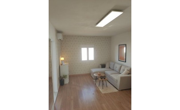 Reventa - Villa - Ciudad Quesada - Central Quesada