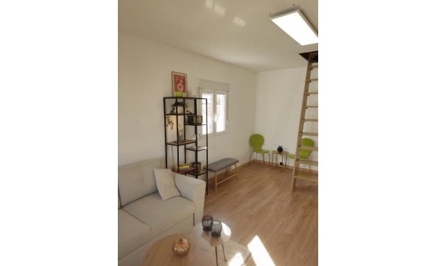 Reventa - Villa - Ciudad Quesada - Central Quesada