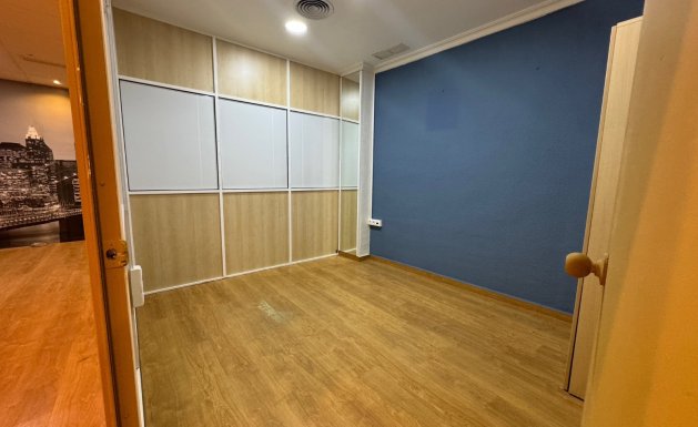 Resale - Commercial - Guardamar del Segura
