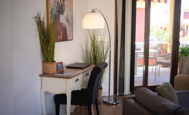 Herverkoop - Detached House / Villa - Lo Crispin
