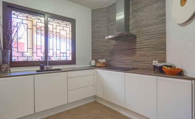Herverkoop - Detached House / Villa - Lo Crispin