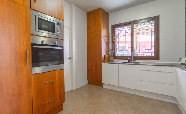 Herverkoop - Detached House / Villa - Lo Crispin
