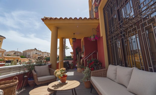 Herverkoop - Detached House / Villa - Lo Crispin