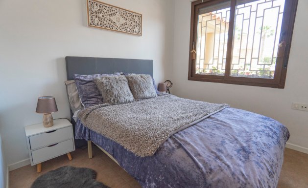 Herverkoop - Detached House / Villa - Lo Crispin