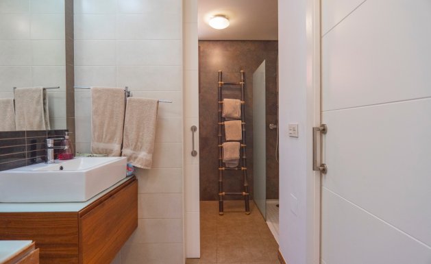Herverkoop - Detached House / Villa - Lo Crispin