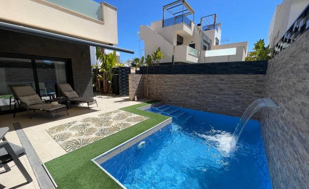 Resale - Detached House / Villa - Benijófar