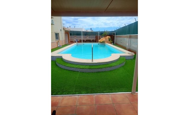 Herverkoop - Chalet - Torrevieja