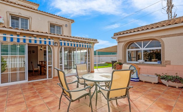 Herverkoop - Chalet - Torrevieja