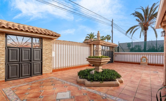 Herverkoop - Chalet - Torrevieja