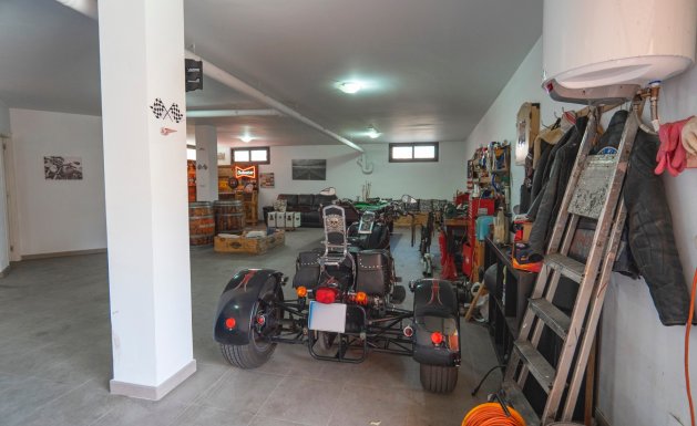 Herverkoop - Detached House / Villa - Lo Crispin