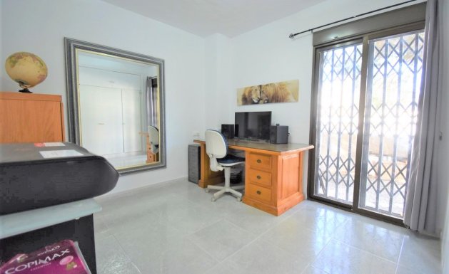 Reventa - Detached House / Villa - Orihuela Costa - Villamartin