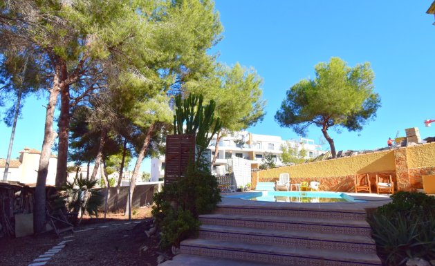 Reventa - Detached House / Villa - Orihuela Costa - Villamartin