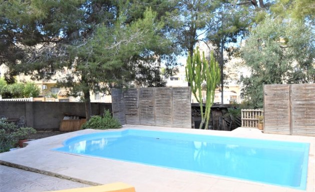 Reventa - Detached House / Villa - Orihuela Costa - Villamartin