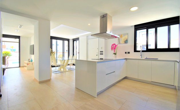 Reventa - Detached House / Villa - Orihuela Costa - Villamartin