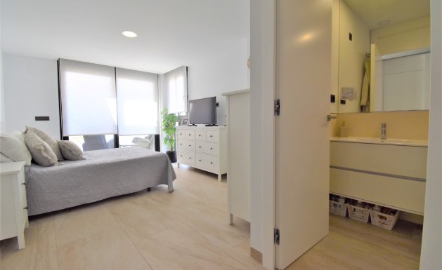 Reventa - Detached House / Villa - Orihuela Costa - Villamartin