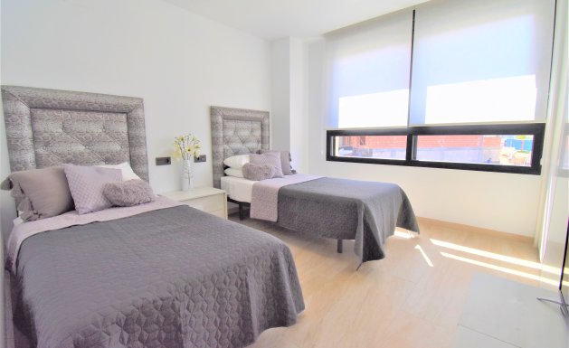 Reventa - Detached House / Villa - Orihuela Costa - Villamartin