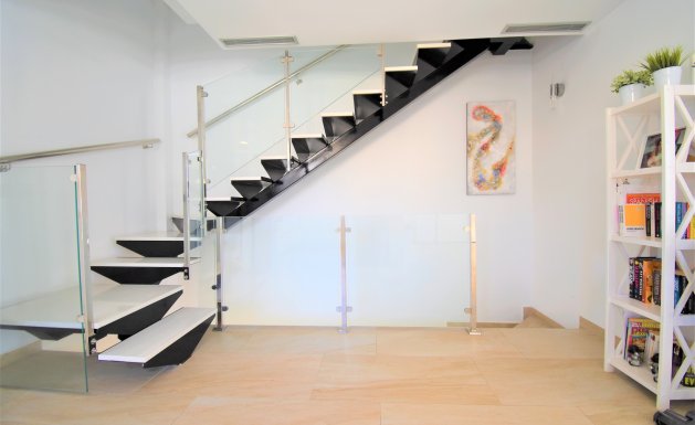 Reventa - Detached House / Villa - Orihuela Costa - Villamartin