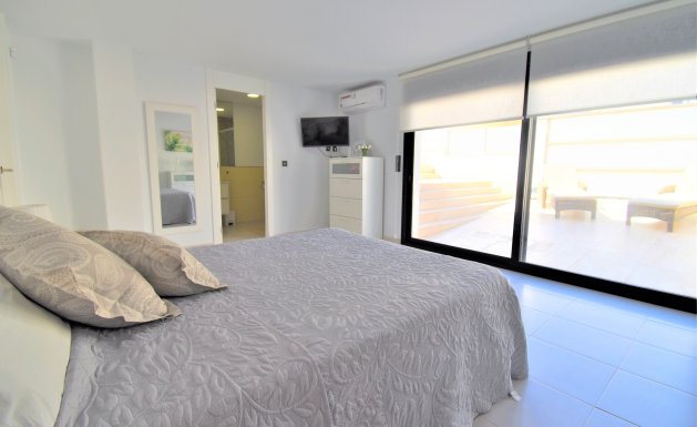 Reventa - Detached House / Villa - Orihuela Costa - Villamartin